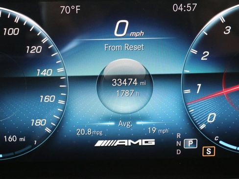 Used 2021 Mercedes-Benz GLB 35 AMG 4MATIC image 23
