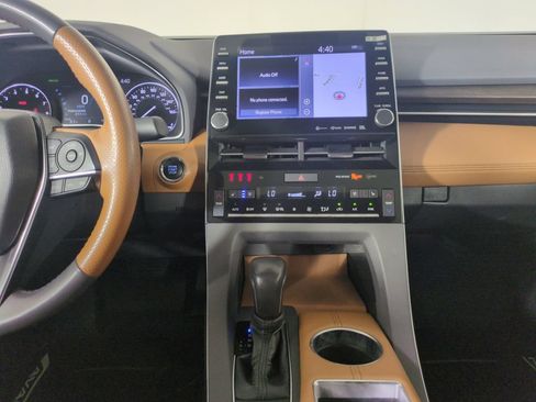 Used 2020 Toyota Avalon Limited w/ All Weather Liner Package FWD image 20