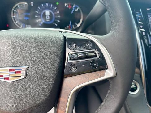 Used 2017 Cadillac Escalade ESV Premium Luxury RWD image 28