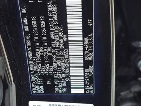 Used 2021 Toyota Highlander LE FWD image 16