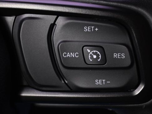 Used 2023 Jeep Wrangler Unlimited Sport image 37