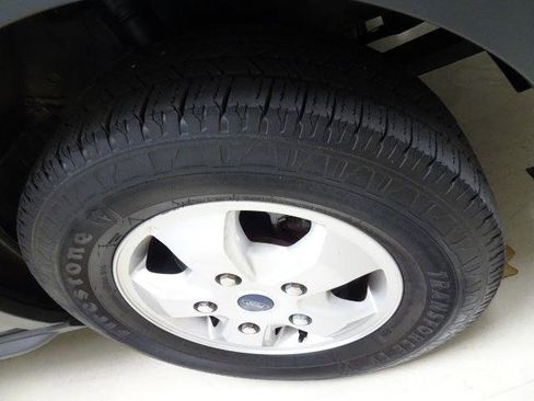 Used 2017 Ford Transit 250 T-250 148 Med Rf 9000 GVWR Sl image 8