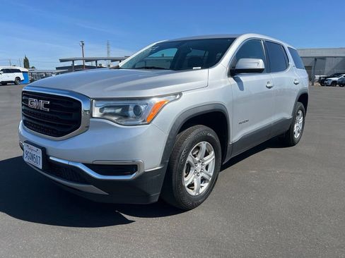 Used 2018 GMC Acadia SLE FWD image 3