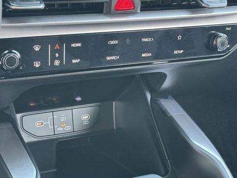 New 2026 Kia Sorento LX FWD image 28