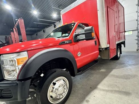 Used 2016 Ford F550 2WD Regular Cab Super Duty image 5