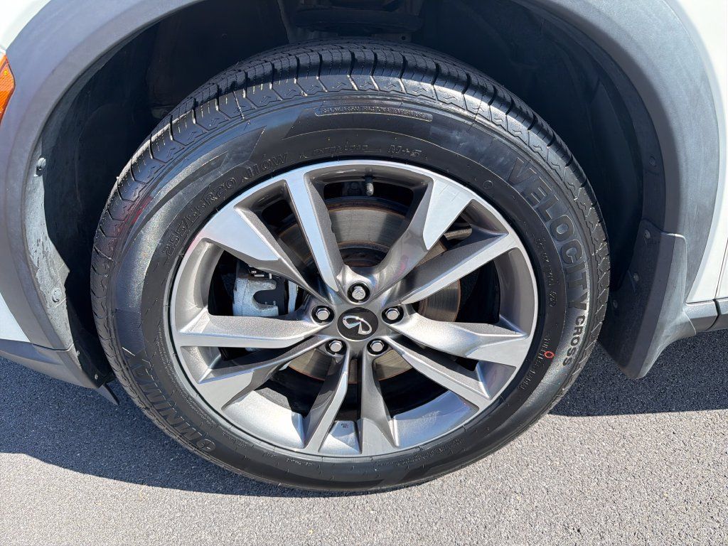 Used 2023 INFINITI QX60 Luxe w/ Cargo Package AWD/4WD image 13