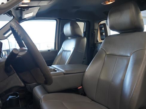 Used 2014 Ford F250 XL w/ Power Equipment Group image 24