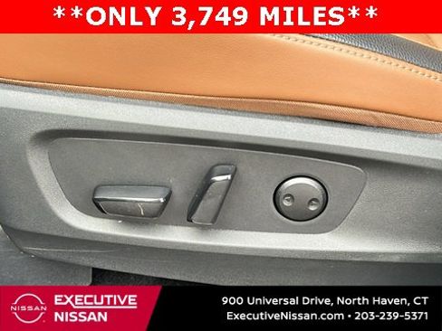 Certified 2025 Nissan Pathfinder Platinum w/ Cargo Package image 10