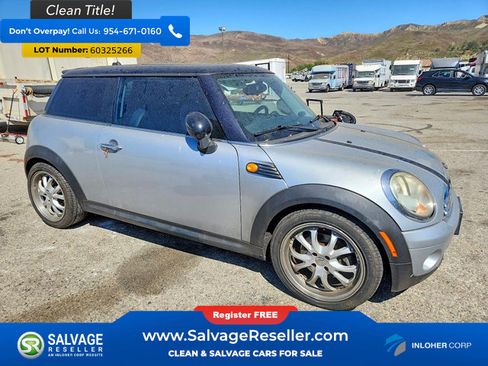Used 2010 MINI Cooper Hardtop FWD image 5