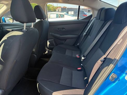 Used 2025 Nissan Sentra SV FWD image 21