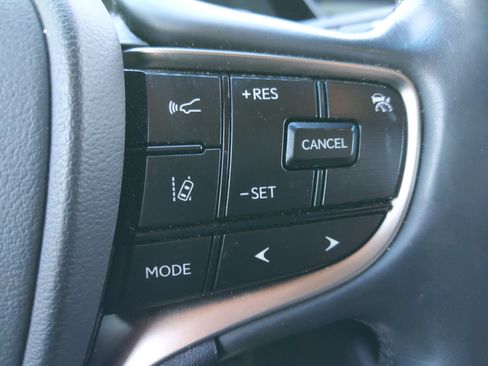 Used 2023 Lexus ES 350 w/ Premium Package image 19