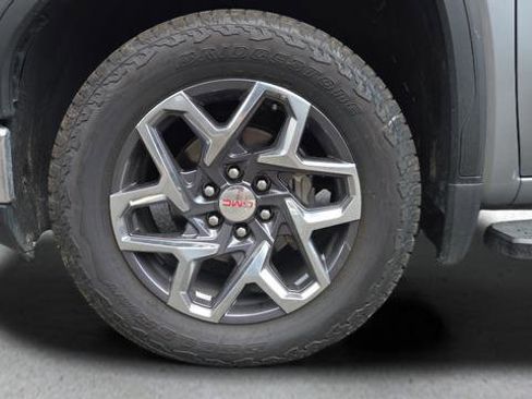 Used 2023 GMC Sierra 1500 SLT w/ SLT Premium Package image 39