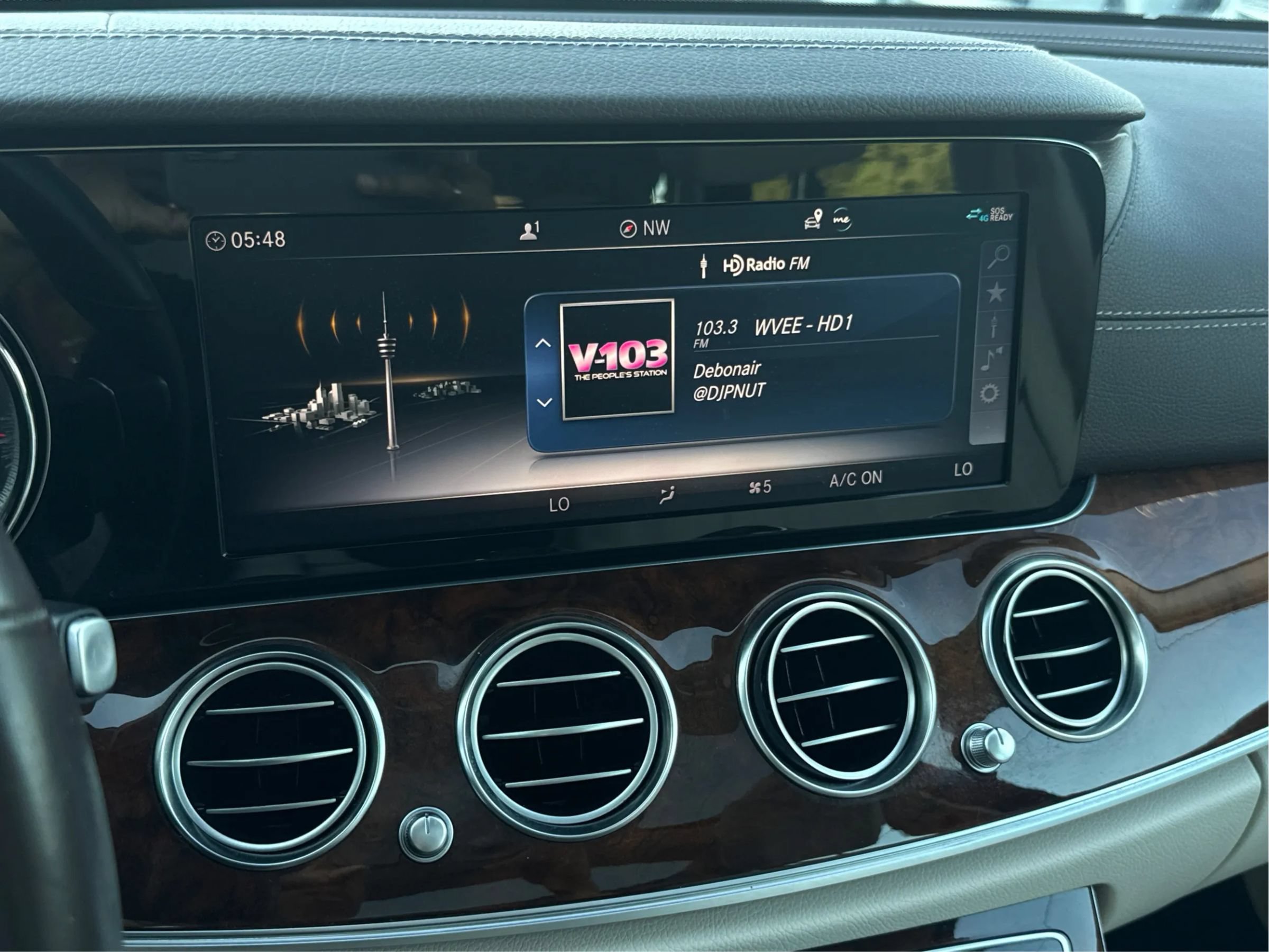 Used 2019 Mercedes-Benz E 450 4MATIC Wagon image 16