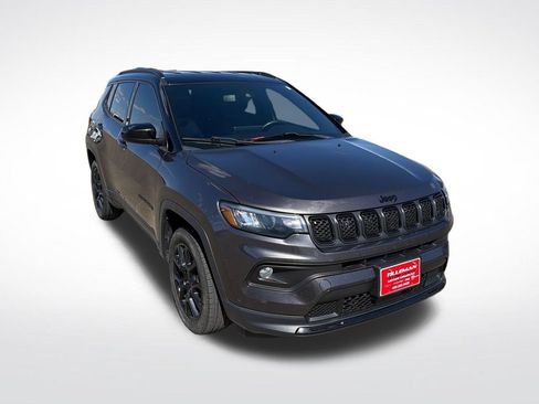 Used 2023 Jeep Compass Latitude AWD/4WD image 27