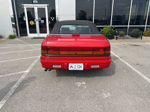 Used 1994 Chrysler LeBaron GTC FWD image 7