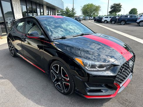 Used 2020 Hyundai Veloster N w/ Performance Package image 9