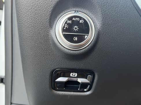 New 2026 Mercedes-Benz CLE 300 4MATIC Coupe image 24