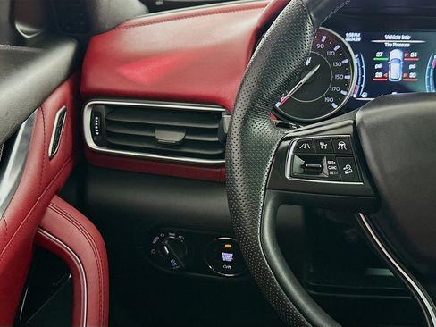 Used 2023 Maserati Levante Modena image 10