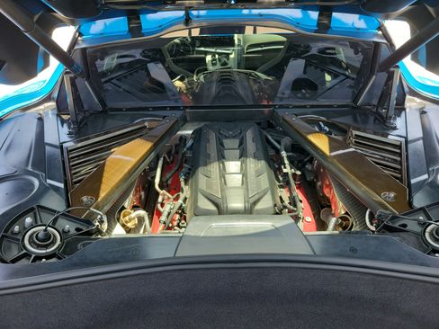 Used 2022 Chevrolet Corvette Stingray Preferred Cpe w/ Z51 Performance Package RWD image 14