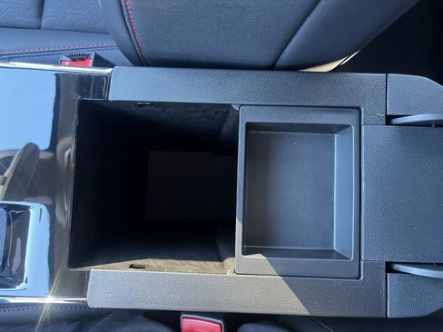 Used 2026 Chevrolet Equinox RS w/ Convenience Package III image 32