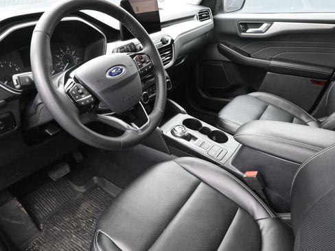 Used 2022 Ford Escape SEL image 10