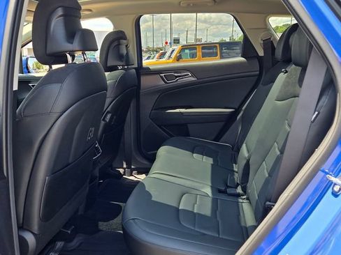 Used 2026 Kia Sportage SX FWD image 6
