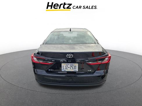 Used 2025 Toyota Camry LE image 5