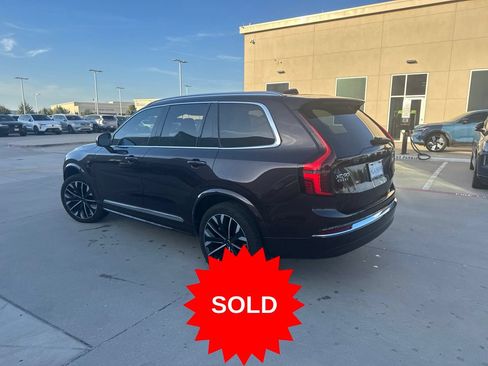 Used 2025 Volvo XC90 T8 Ultra AWD/4WD image 13