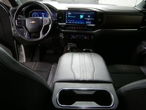 Used 2023 Chevrolet Silverado 1500 High Country w/ Technology Package image 21