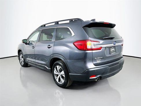 Used 2024 Subaru Ascent Premium w/ Convenience Package image 10