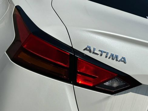 Used 2019 Nissan Altima 2.5 SL FWD image 24