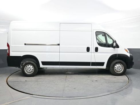 Used 2023 RAM ProMaster 2500 FWD image 8