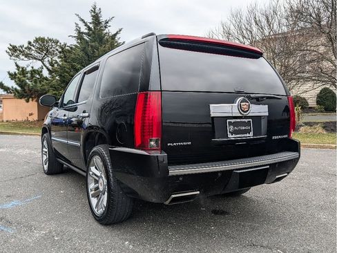 Used 2014 Cadillac Escalade Platinum image 7