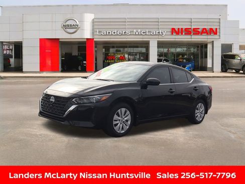 Used 2025 Nissan Sentra S image 9