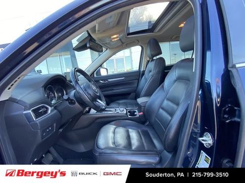 Used 2022 MAZDA CX-5 AWD 2.5 S w/ Preferred Package image 4