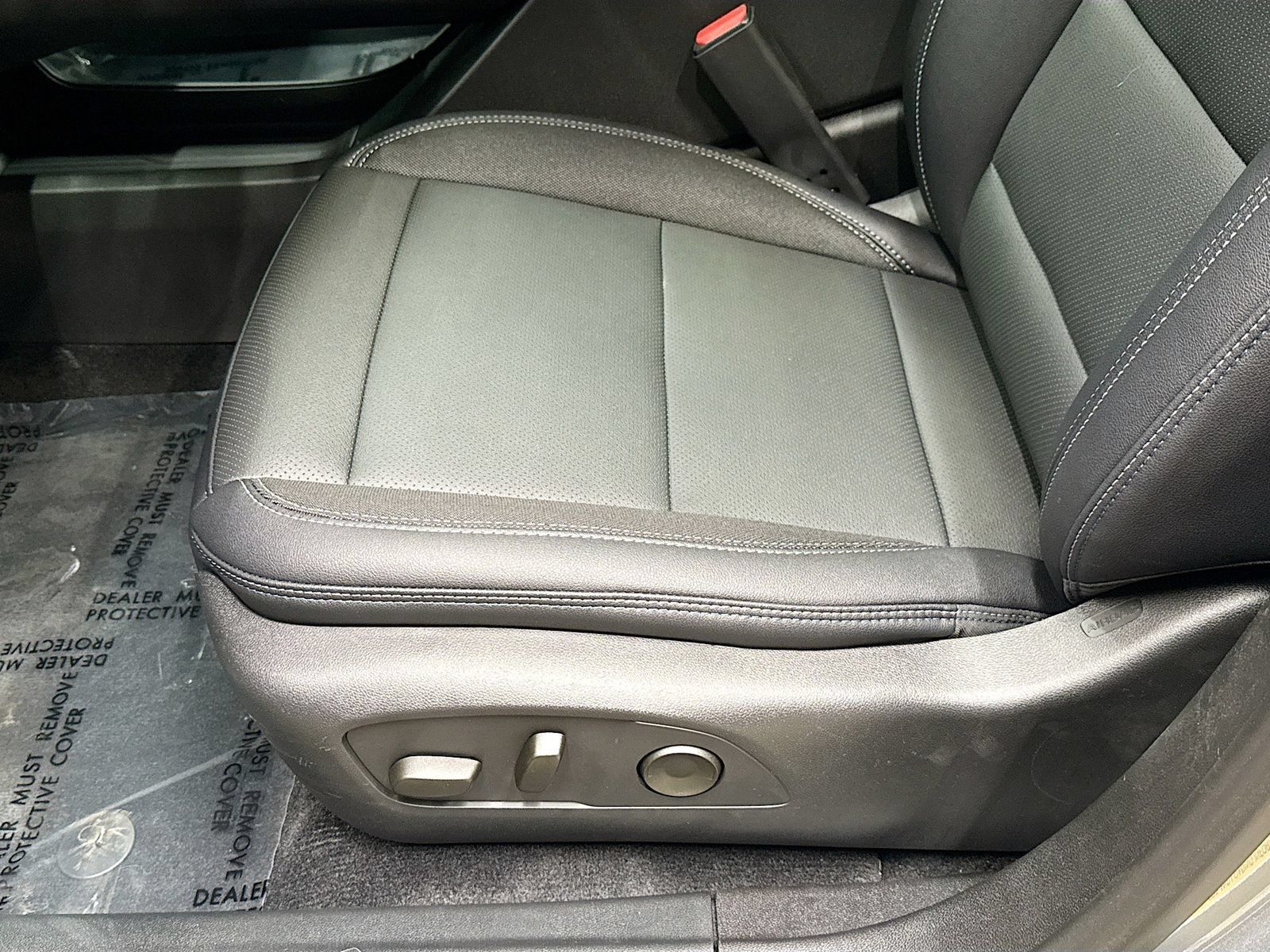 New 2026 Chevrolet Equinox EV LT FWD image 22