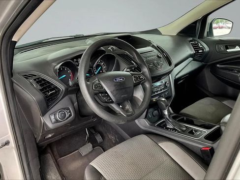 Used 2017 Ford Escape SE FWD image 14