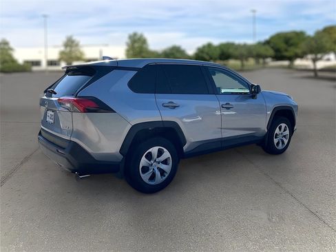 Used 2024 Toyota RAV4 LE image 6