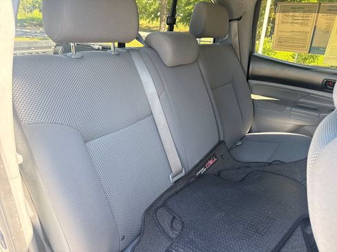 Used 2011 Toyota Tacoma 4x4 Double Cab w/ TRD Sport Pkg image 33