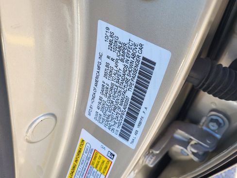 Used 2020 Honda Accord Touring image 25