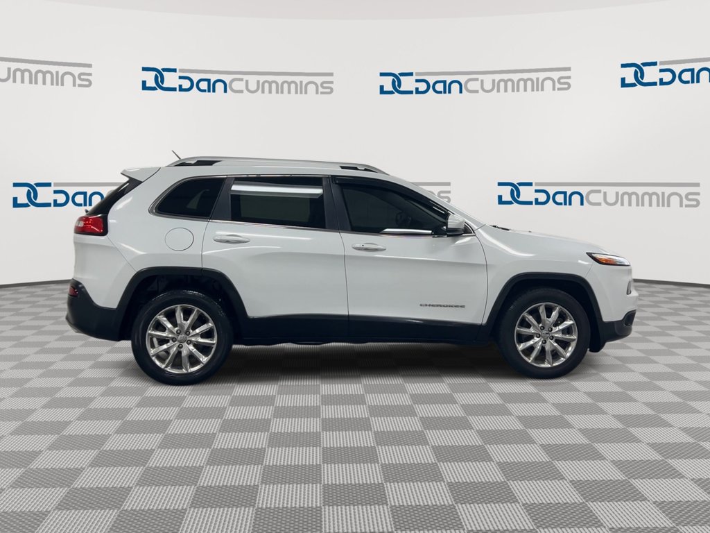 Used 2015 Jeep Cherokee Limited w/ Trailer Tow Group AWD/4WD image 9