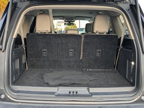 Used 2024 Ford Expedition Max XLT image 24