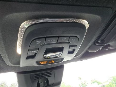 Used 2025 Toyota Corolla XSE FWD image 13