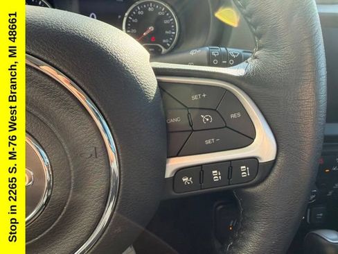 Used 2023 Jeep Renegade Limited AWD/4WD image 34