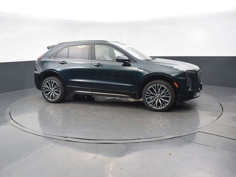 Certified 2025 Cadillac XT4 Sport image 7