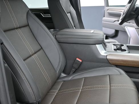 New 2026 Chevrolet Silverado 2500 High Country w/ High Country Premium Package AWD/4WD image 15
