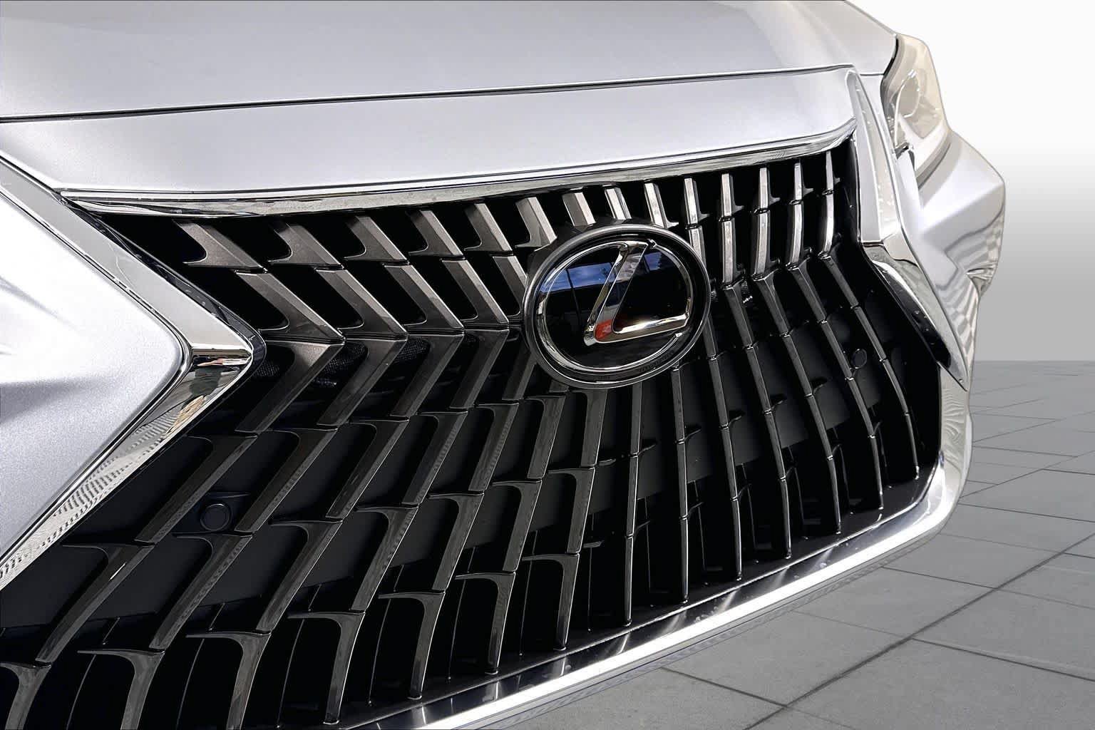 Used 2025 Lexus ES 350 w/ Premium Package FWD image 26