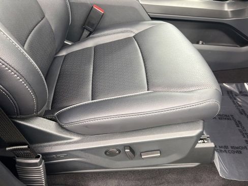 New 2025 Ford F150 Lariat w/ Equipment Group 501A Mid image 24