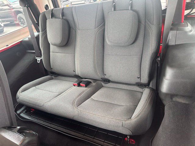Used 2026 Jeep Wrangler Sport AWD/4WD image 27