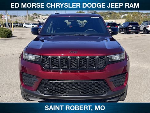 New 2025 Jeep Grand Cherokee Altitude AWD/4WD image 2
